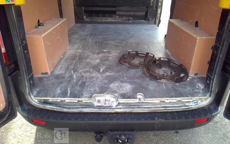 FORD TRANSIT CUSTOM 300 L2H1 2.0 ECOBLUE 130CH TREND BUSINESS GRIS GS-724-VC