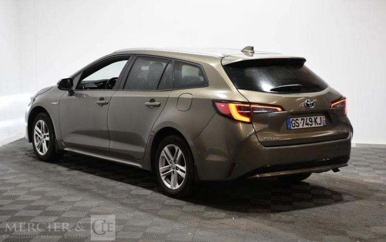 TOYOTA COROLLA TOURING SPORT 1,8 DYNAMIC GRIS GS-749-KJ