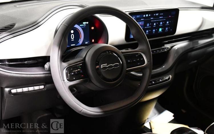 FIAT 500 24 kwh BLANC GT-567-YE