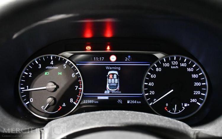 NISSAN JUKE DIG-T 114 SHADOW BLANC GT-777-FH