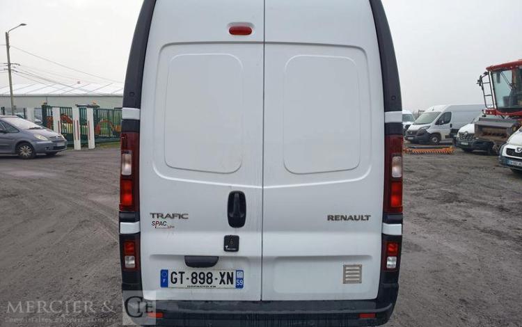 RENAULT TRAFIC FOURGON L2H2  GT-898-XN