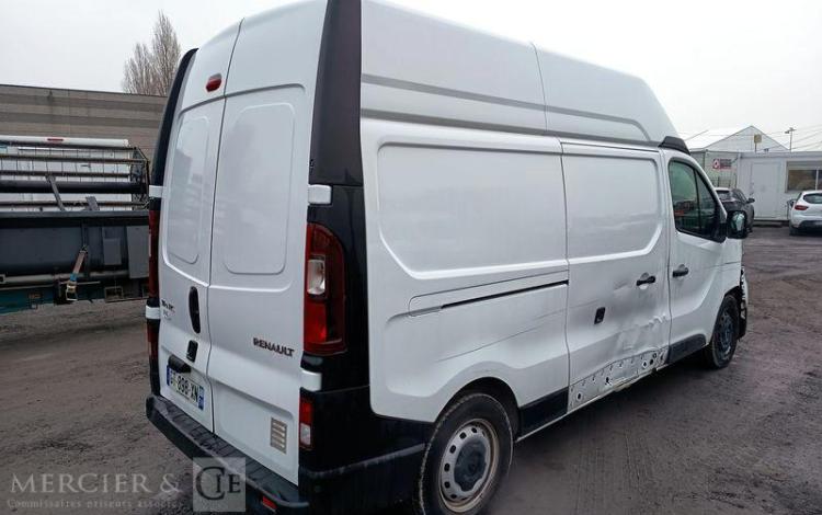 RENAULT TRAFIC FOURGON L2H2  GT-898-XN