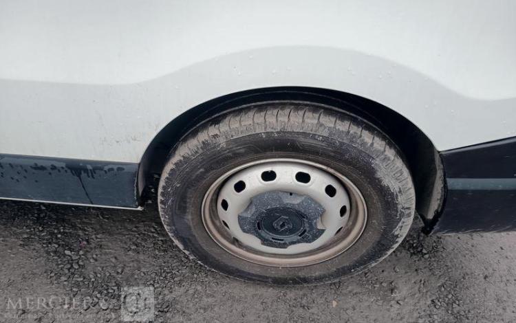 RENAULT TRAFIC FOURGON L2H2  GT-898-XN