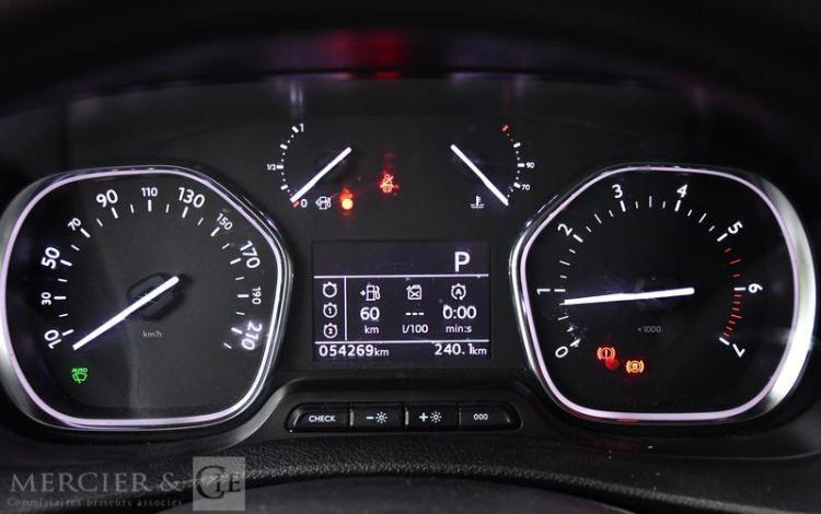 PEUGEOT EXPERT M BLUEHDI  GV-529-YW