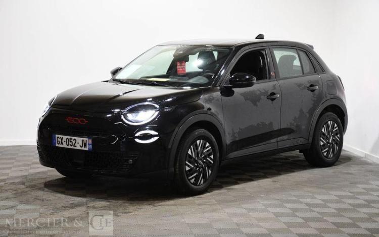 FIAT 600 ELECTRIQUE 54 kwh RED NOIR GX-052-JW