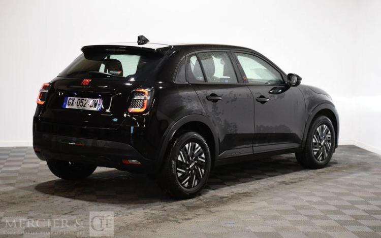 FIAT 600 ELECTRIQUE 54 kwh RED NOIR GX-052-JW