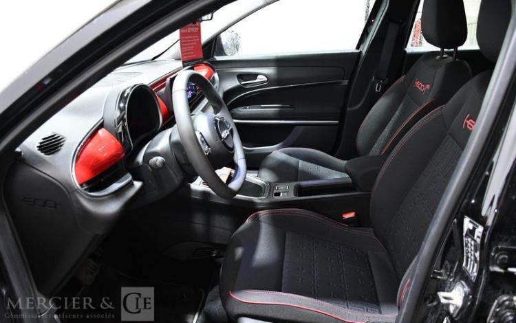 FIAT 600 ELECTRIQUE 54 kwh RED NOIR GX-052-JW