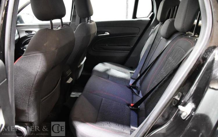 FIAT 600 ELECTRIQUE 54 kwh RED NOIR GX-052-JW