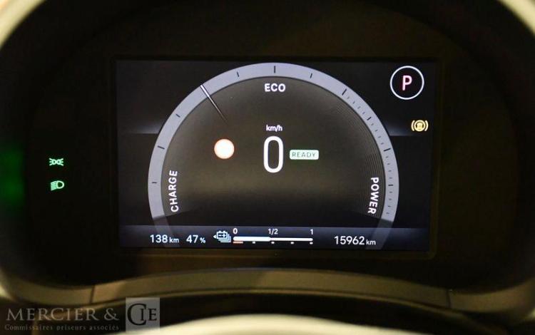 FIAT 600 ELECTRIQUE 54 kwh RED NOIR GX-052-JW