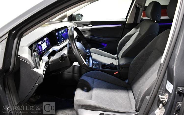 VOLKSWAGEN GOLF A8 1,5 ETSI M HYBRID 130CH DSG7 LIFE GRIS GX-650-FJ