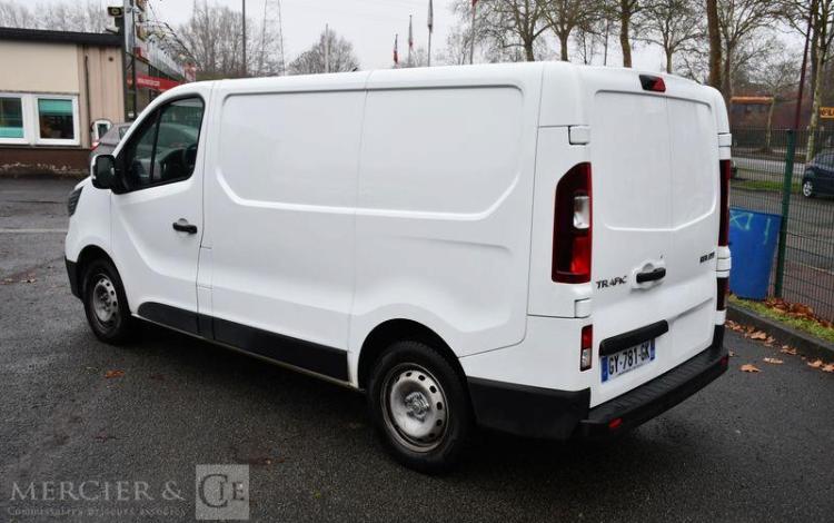 RENAULT TRAFIC L1H1 2T8 EXTRA BLUE DCI BLANC GY-781-GK