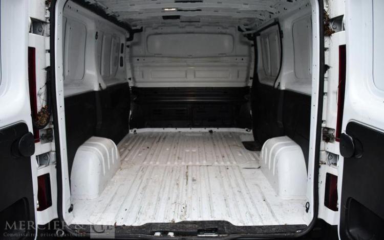 RENAULT TRAFIC L1H1 2T8 EXTRA BLUE DCI BLANC GY-781-GK