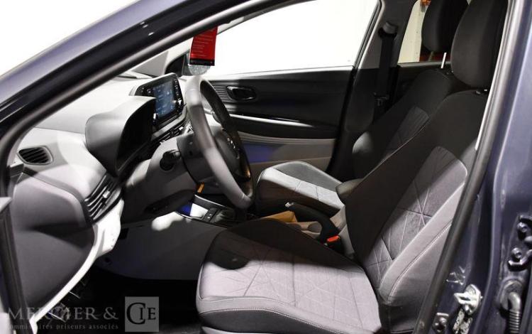HYUNDAI BAYON INTUITIVE BLEU GY-921-LQ