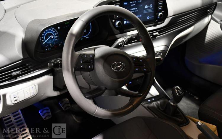 HYUNDAI BAYON INTUITIVE BLEU GY-921-LQ