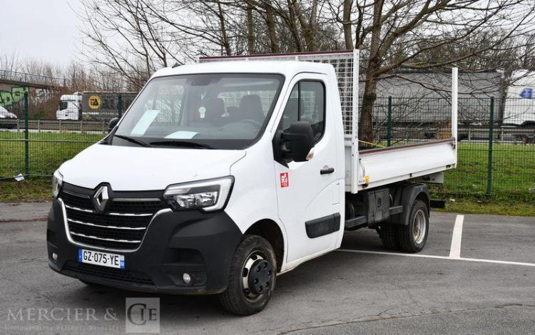 RENAULT MASTER BLANC GZ-075-YE