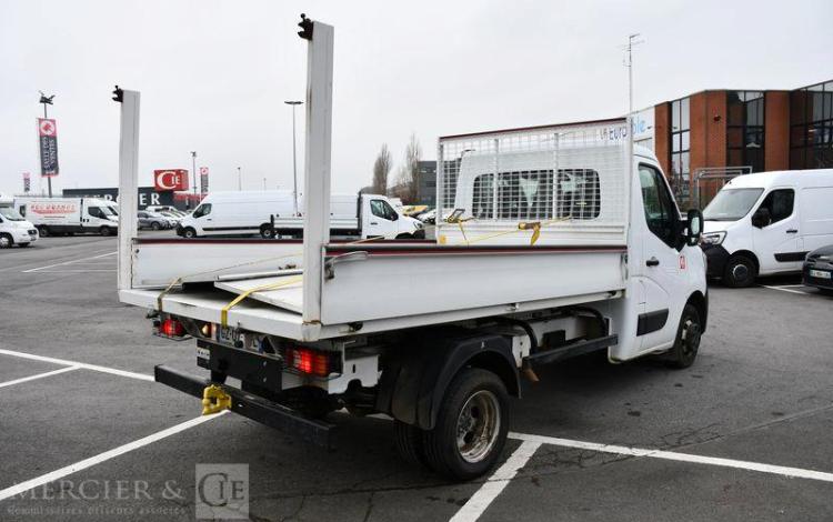 RENAULT MASTER BLANC GZ-075-YE