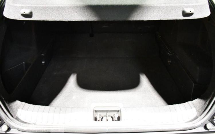 RENAULT ARKANA EVOLUTION MILD HYBRID 140 EDC NOIR GZ-356-JS