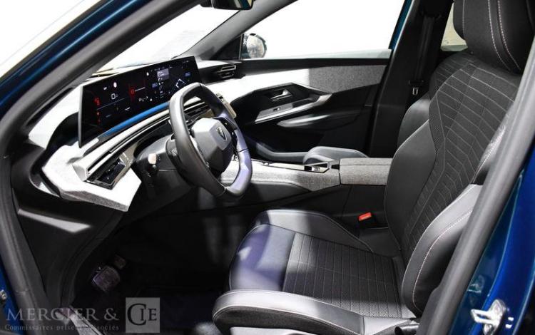 PEUGEOT 3008 ALLURE HYBRID 136 BLEU GZ-991-LZ