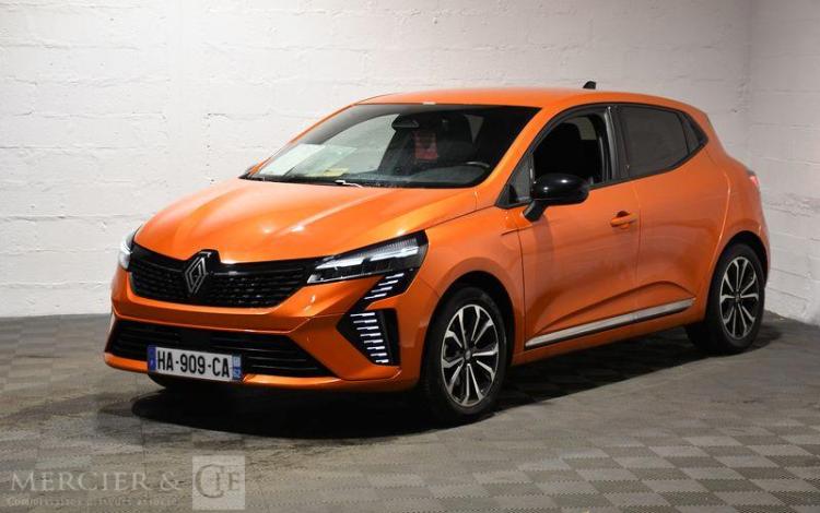 RENAULT CLIO TECHNO FULL HYBRID E-TECH 145 ORA HA-909-CA
