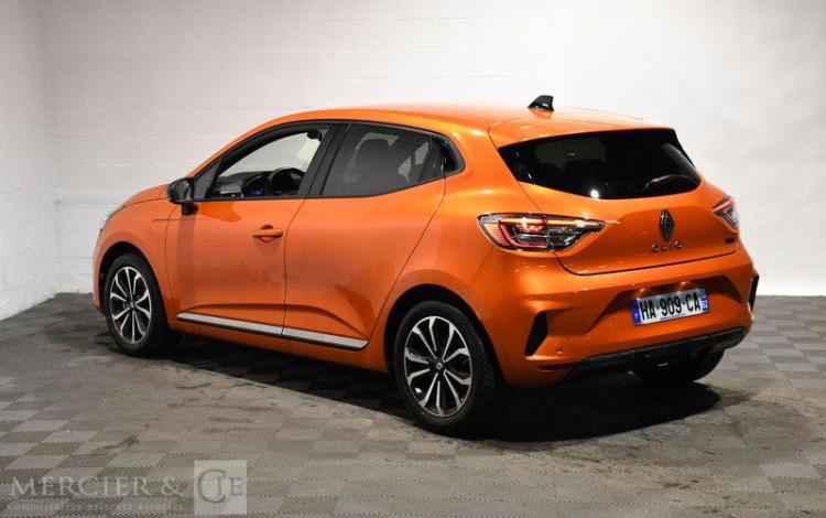 RENAULT CLIO TECHNO FULL HYBRID E-TECH 145 ORA HA-909-CA