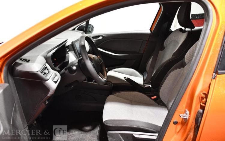 RENAULT CLIO EVOLUTION ECO-G100 ORA HA-967-HP