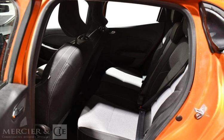 RENAULT CLIO EVOLUTION ECO-G100 ORA HA-967-HP