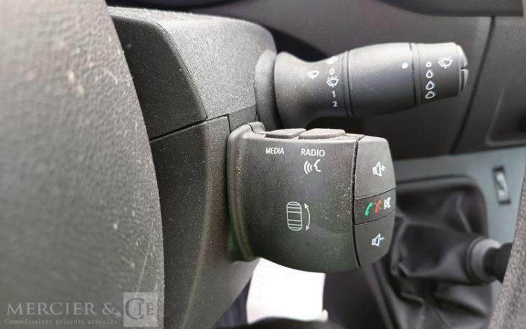 NISSAN INTERSTAR 2.3 DCI 150CV EQUIPE FOOD TRUCK AVEC EQUIPEMENTS DE CUISINE  HB-656-XM