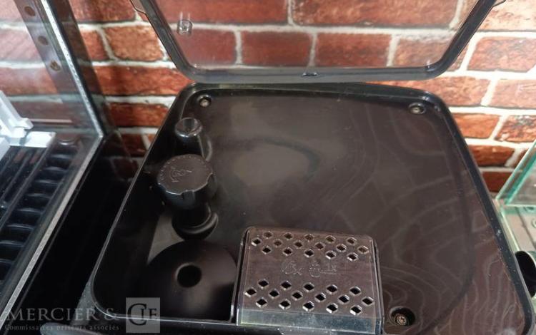 NISSAN INTERSTAR 2.3 DCI 150CV EQUIPE FOOD TRUCK AVEC EQUIPEMENTS DE CUISINE  HB-656-XM