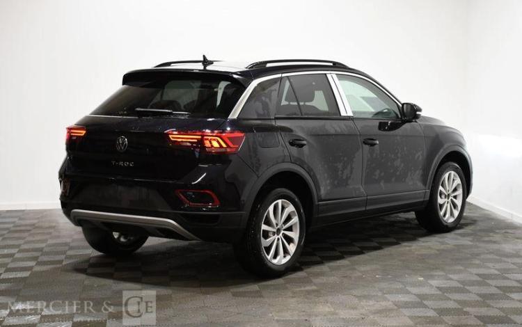 VOLKSWAGEN T-ROC NOIR HB-859-PL