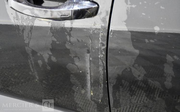 VOLKSWAGEN T-ROC NOIR HB-859-PL