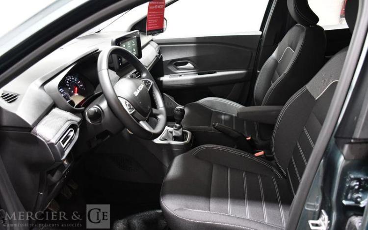 DACIA SANDERO 1.0 TCE 90ch EXPRESSION
 VERT HC-169-RV