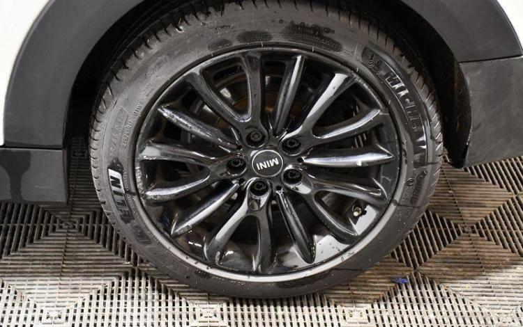 MINI CLUBMAN COOPER S 2,0 165 BVA BLANC HF-642-GR