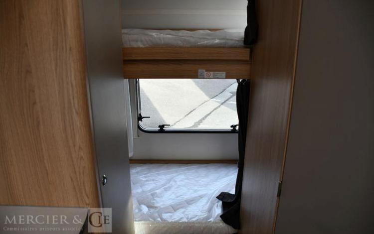 CARAVANE LMC  SASSINO – 390  L06489