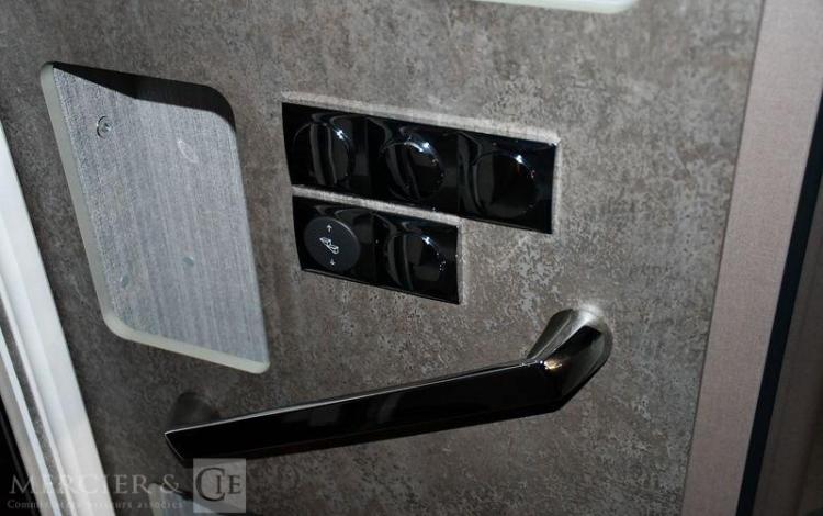 BURSTNER CAMPING-CAR PROFILE – BURNSTER LYSEO TD IT 594 – FIAT  140CV BLANC X50597