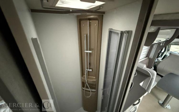 BURSTNER CAMPING-CAR PROFILE LYSEO TD BLEU Y62493