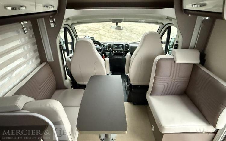 BURSTNER CAMPING-CAR PROFILE LYSEO TD BLEU Y62493