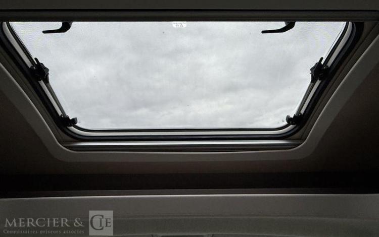 BURSTNER CAMPING-CAR PROFILE LYSEO TD BLEU Y62493