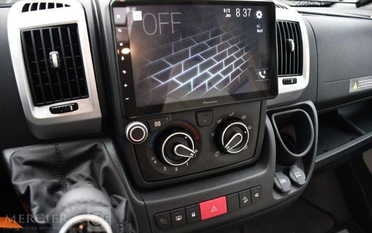 PINGUELY CAMPING CAR FOURGON PILOTE V600 G SERIE LIMITEE X-EDITION 2,2 HDI 140CH BLANC 37380