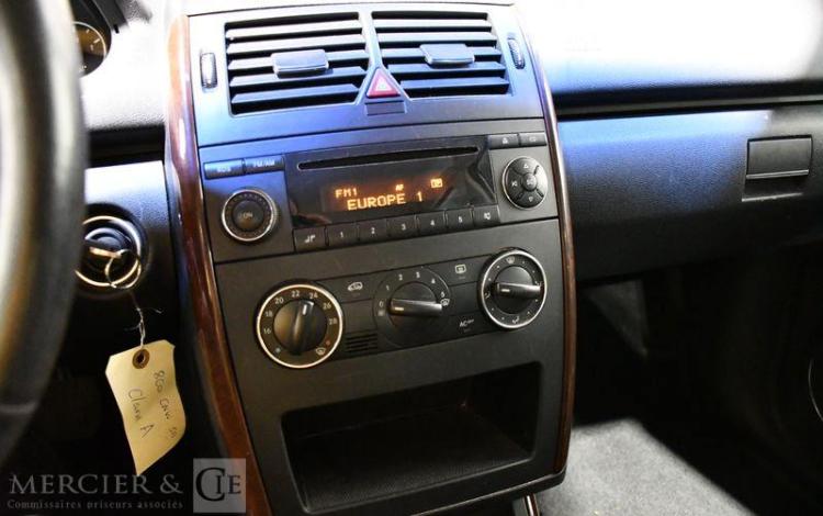 MERCEDES CLASSE A GRIS 800CNW59