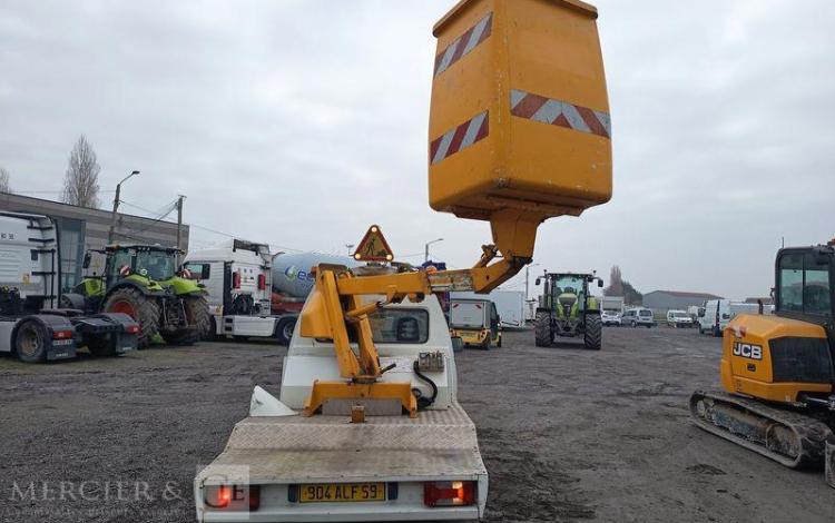 FIAT SCUDO 1,9 D 70CV AVEC NACELLE FRANCE ELEVATEUR TOPY 8 – 2394 HEURES BLANC 904ALF59