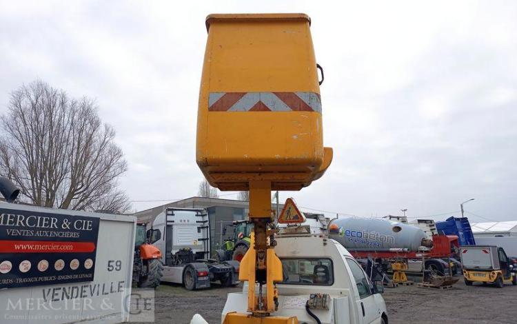 FIAT SCUDO 1,9 D 70CV AVEC NACELLE FRANCE ELEVATEUR TOPY 8 – 2394 HEURES BLANC 904ALF59