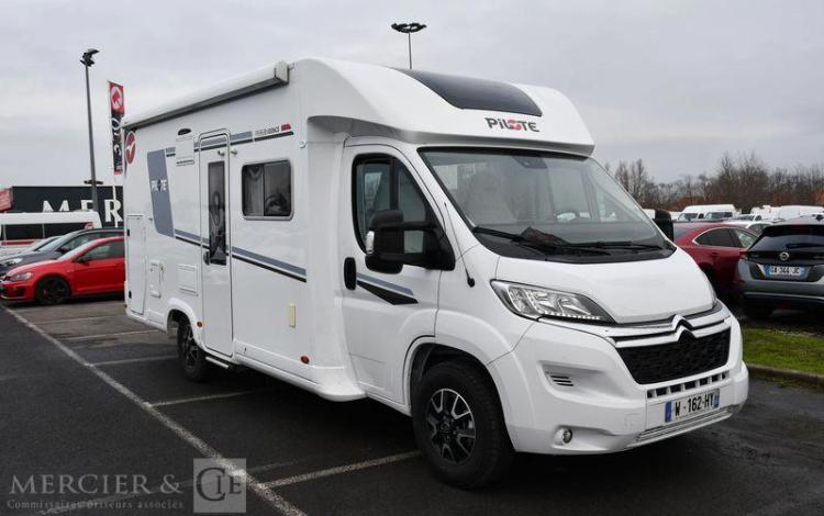 PILOTE CAMPING CAR PROFILE P696D EVIDENCE 2.2 HDI 140ch BLANC 93702