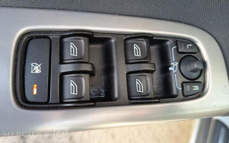 VOLVO S40 1,6 D 110 FEELING – DIESEL – 232872 KMS – ANNEE 2009 GRIS AD-064-DE