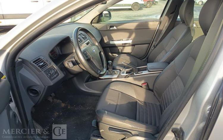 VOLVO S40 1,6 D 110 FEELING – DIESEL – 232872 KMS – ANNEE 2009 GRIS AD-064-DE