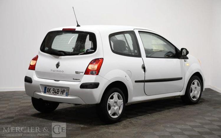 RENAULT TWINGO SOCIETE 1.2 LEV 75 AIR BLANC AK-948-HP