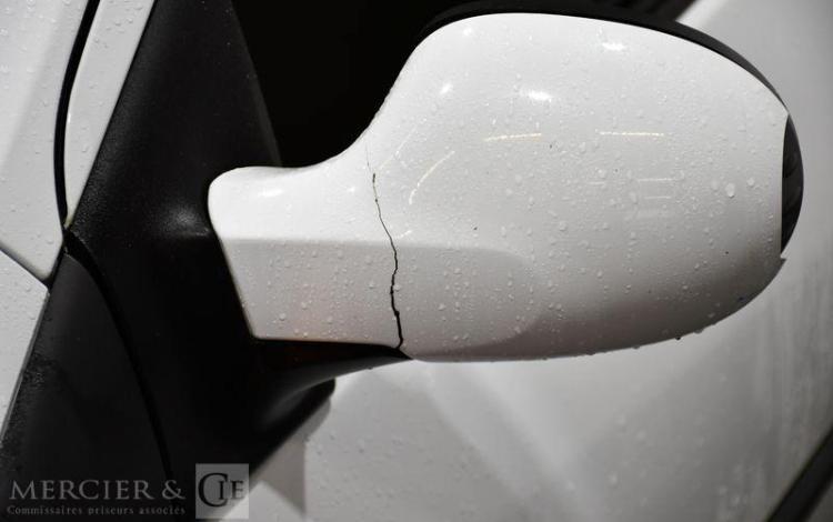 RENAULT TWINGO SOCIETE 1.2 LEV 75 AIR BLANC AK-948-HP