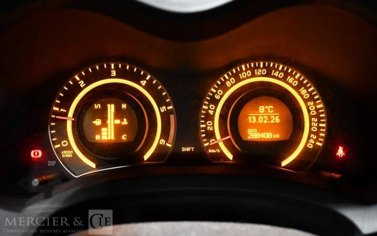 TOYOTA AURIS 2,0 D4D 125 LUNA GRIS AV-437-QR