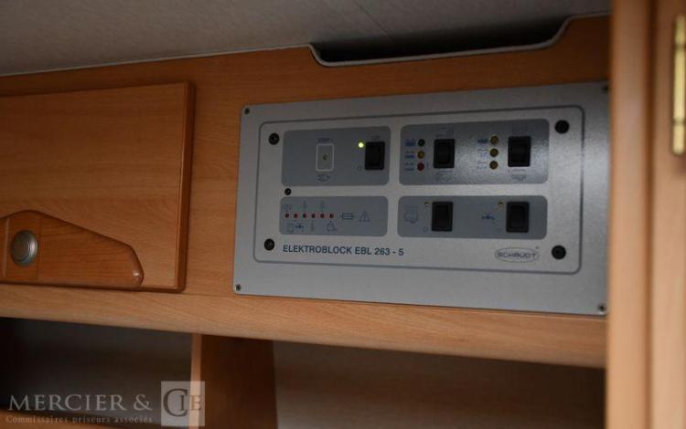 FIAT CAMPING CAR FOURGON ADRIATIK 2.8 HDI 130ch BLANC AX-407-ZV