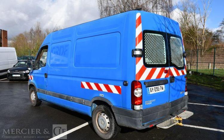 RENAULT MASTER FOURGON 2.5 DCI 100 35 L2H2 CONFORT BLEU AY-096-TW