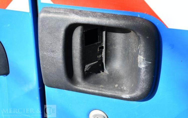 RENAULT MASTER FOURGON 2.5 DCI 100 35 L2H2 CONFORT BLEU AY-096-TW